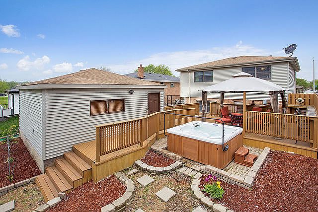 2nd image of 5135 W 121st Pl