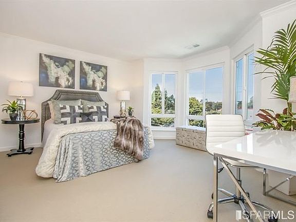 4th image of 553 Frederick St APT 301