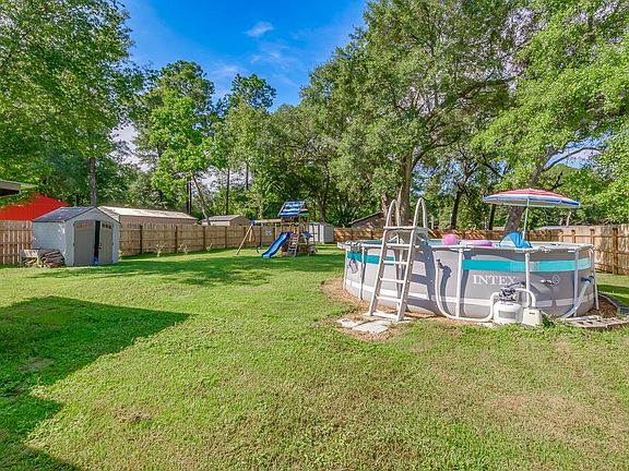 3rd image of 4594 Autumn Woods Way