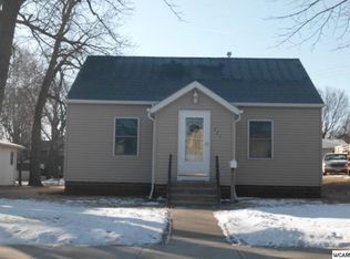 521 W Lincoln St, Springfield, MN 56087