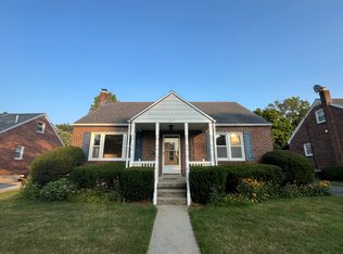 27 Woodland Rd, Reading, PA 19610