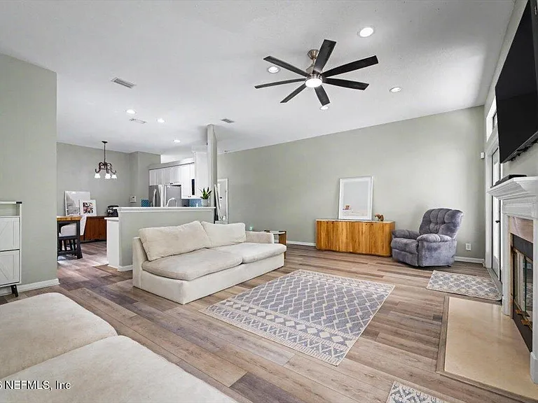101 Bartram Parke Dr — Photo 13