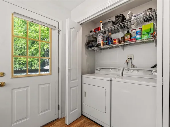 190 Prall Avenue image 14 of 24