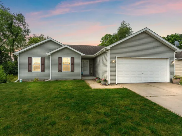 608 Alan John Dr, Westville, IN 46391