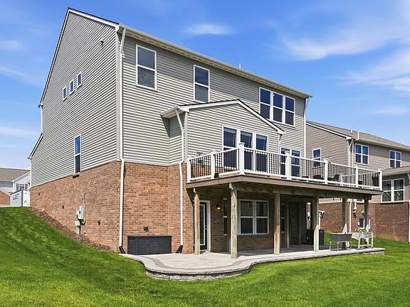 3rd image of 30169 Macintosh Ln
