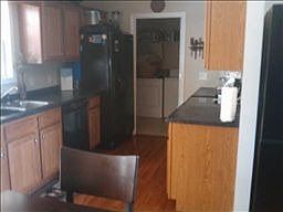3rd image of 109 Stephens Ln