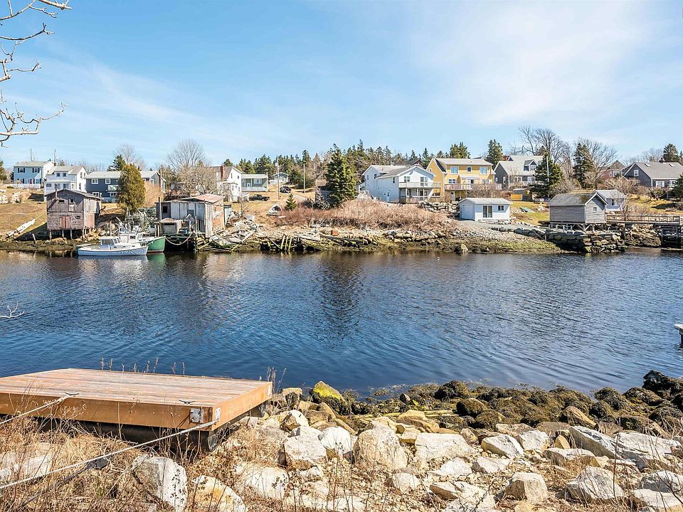 1582 John Brackett Dr, Herring Cove, NS B3V 1G8 MLS 202305575 Zillow