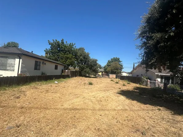 3076 S Airport Way, Stockton, CA 95206