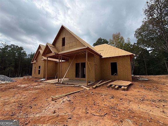 3rd image of 55 Kirk Rd NW