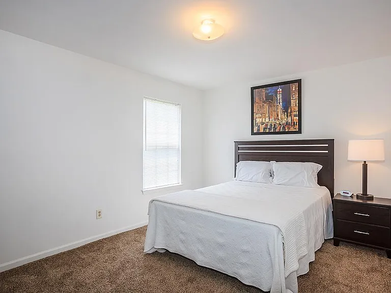 1310 N Rutherford Blvd — Photo 4