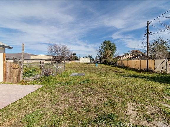 4th image of 9023 Olive St