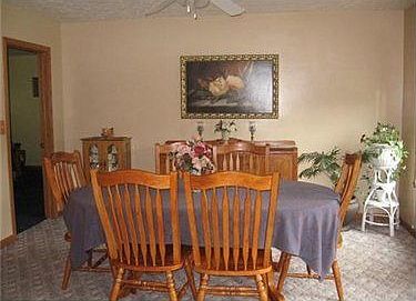 4th image of 10314 Robertson Dr