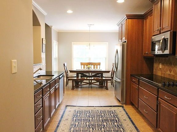 Kitchen/Breakfast nook
