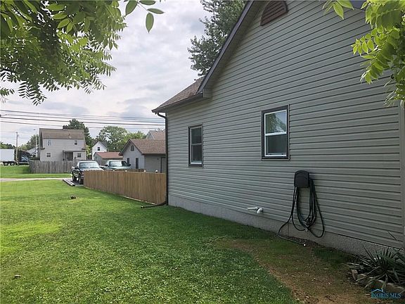 3rd image of 503 S Lynn St