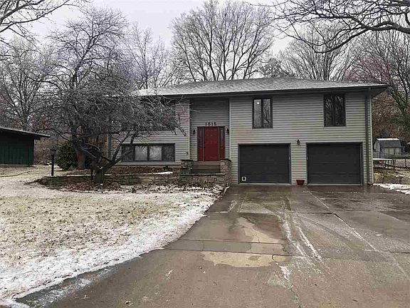 2nd image of 1815 Cedar Crest Dr