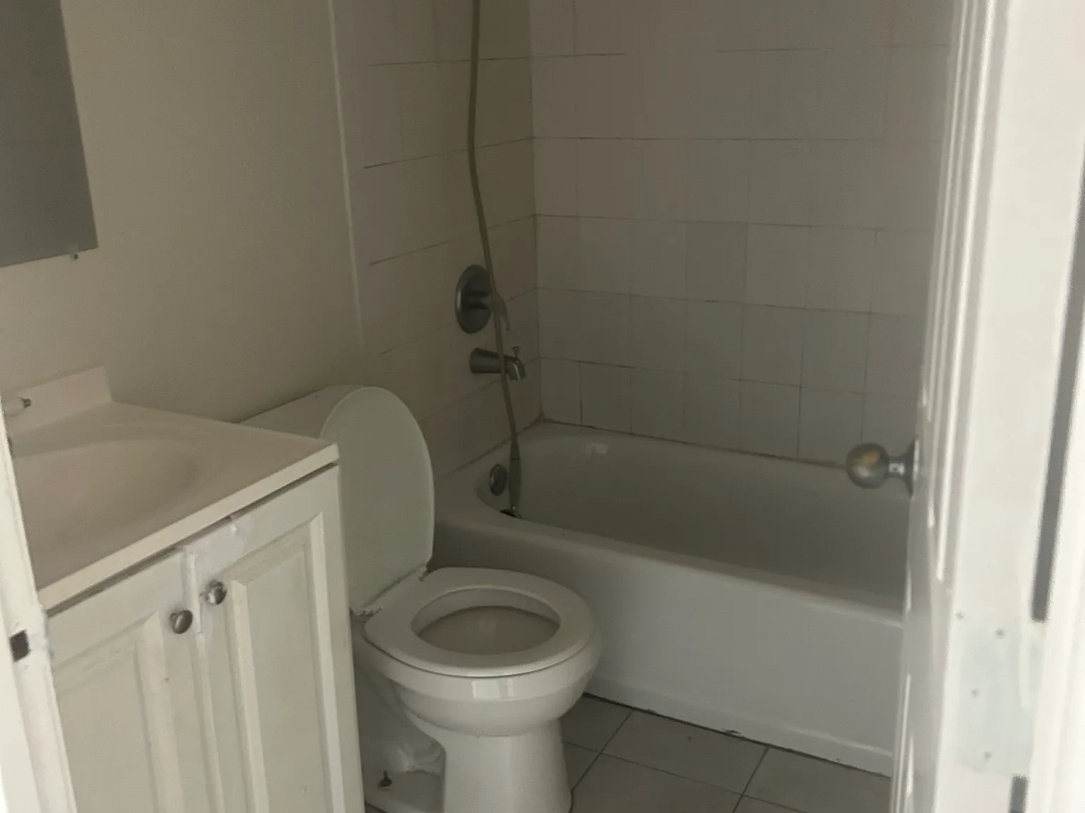 2 bed, $2,000 — Photo 3
