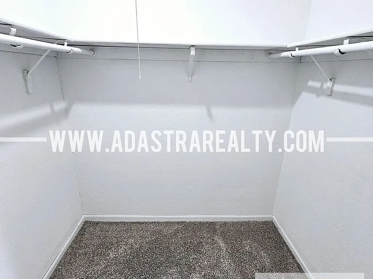 1316 E 123rd Ter #A — Photo 27
