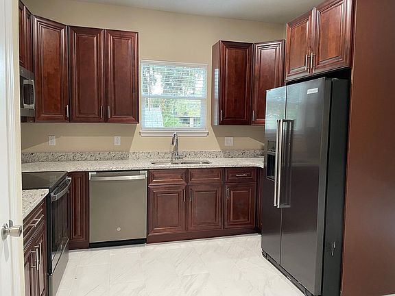 4th image of 25551 Carnoustie Dr