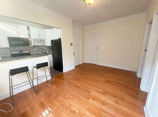 32-70 30th St #3A, Astoria, NY 11106