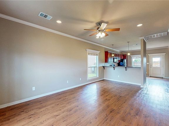 2nd image of 6902 Appomattox Dr