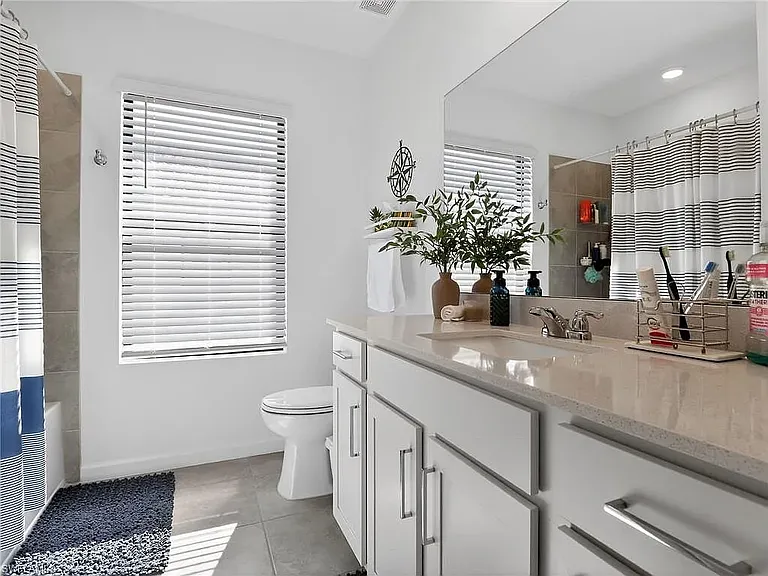 1672 Lake Jessup Cir — Photo 13