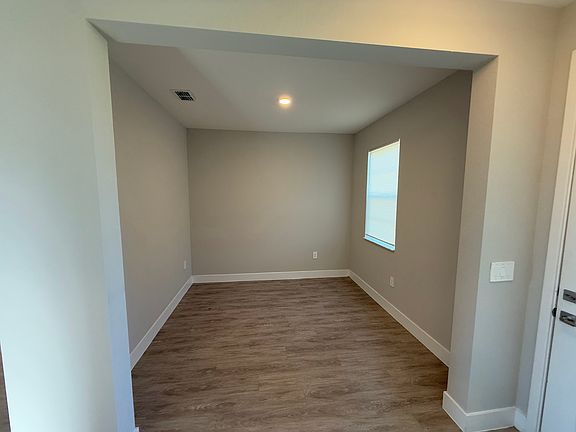5th image of 1707 NE 34th St