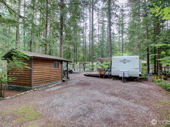 71 Wilderness Way, Deming, WA 98244