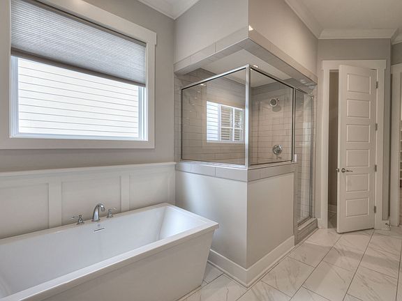 5th image of 415 Dragonfly Ct