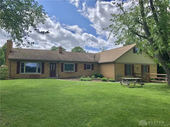 8580 Hide A Way Ln, Dayton, OH 45458