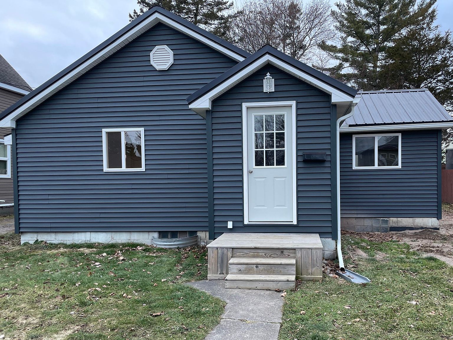 1114 Bingham Ave, Sault Sainte Marie, MI 49783 Zillow