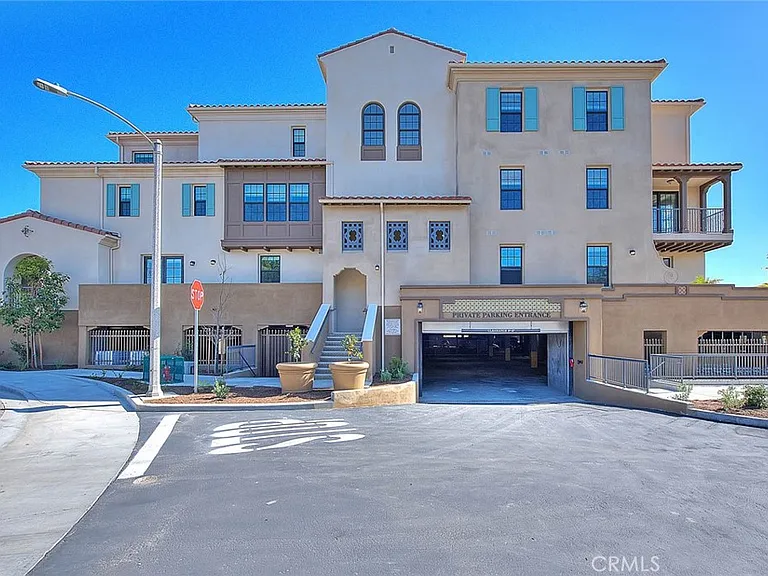 501 W Foothill Blvd #104 — Photo 26