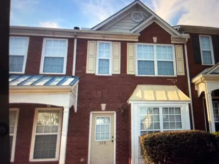 328 Paden Cove Trl #328 — Photo 1