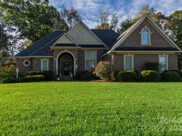 521 Coman Ln, Kings Mountain, NC 28086