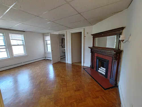 485 University Ave #5 Photo 1
