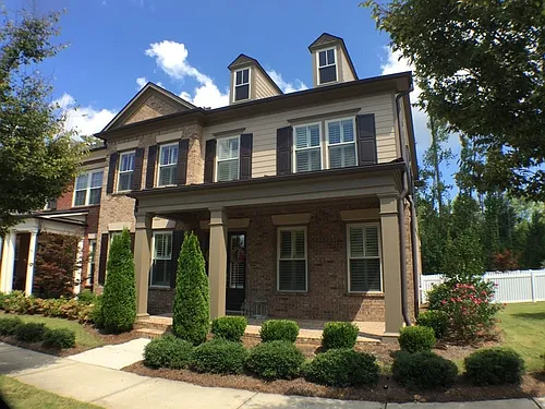2104 McFarlin Ln Photo 1