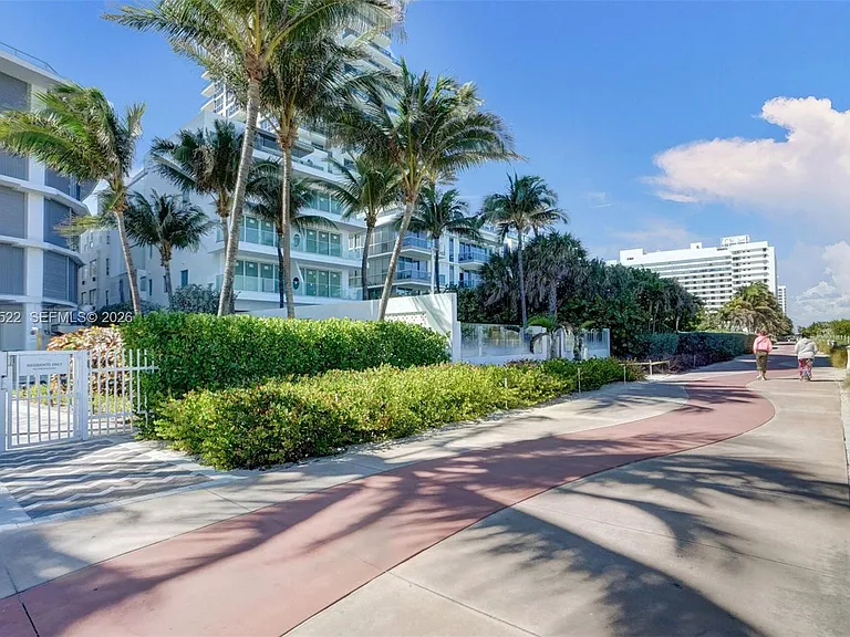 6515 Collins Ave #901 — Photo 11
