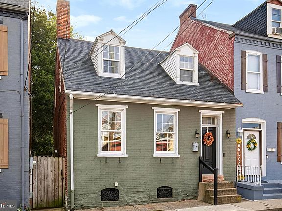 2nd image of 19 Howard Ave