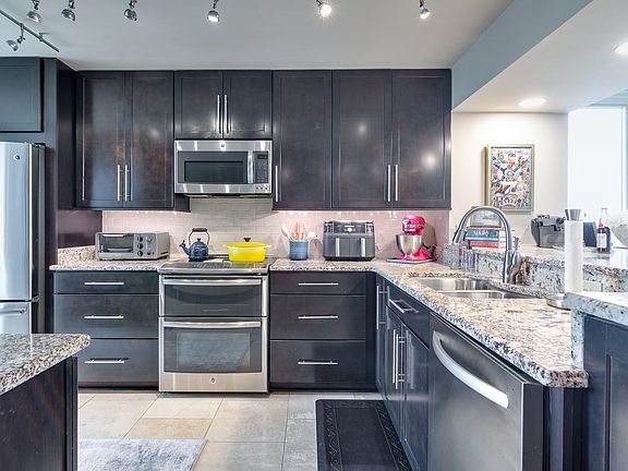 4th image of 200 Wagner Pl APT 1201