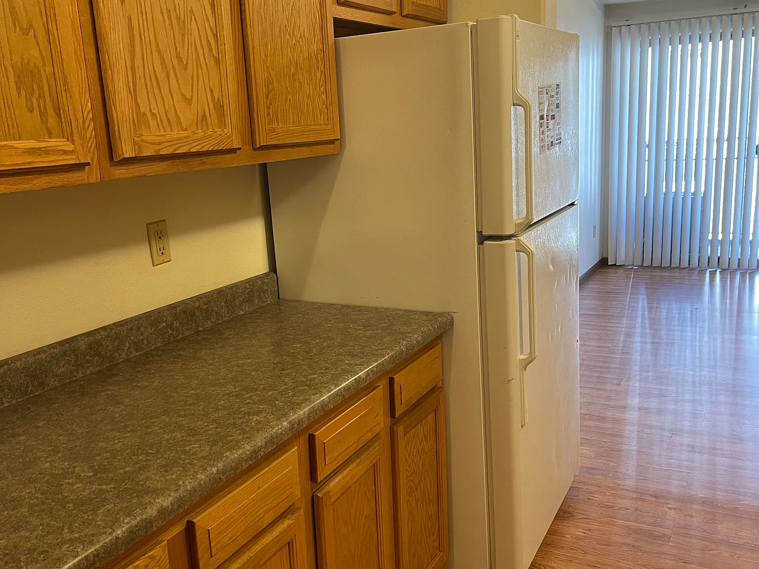 5 bed, 1432 sqft, $2,714 — Photo 4