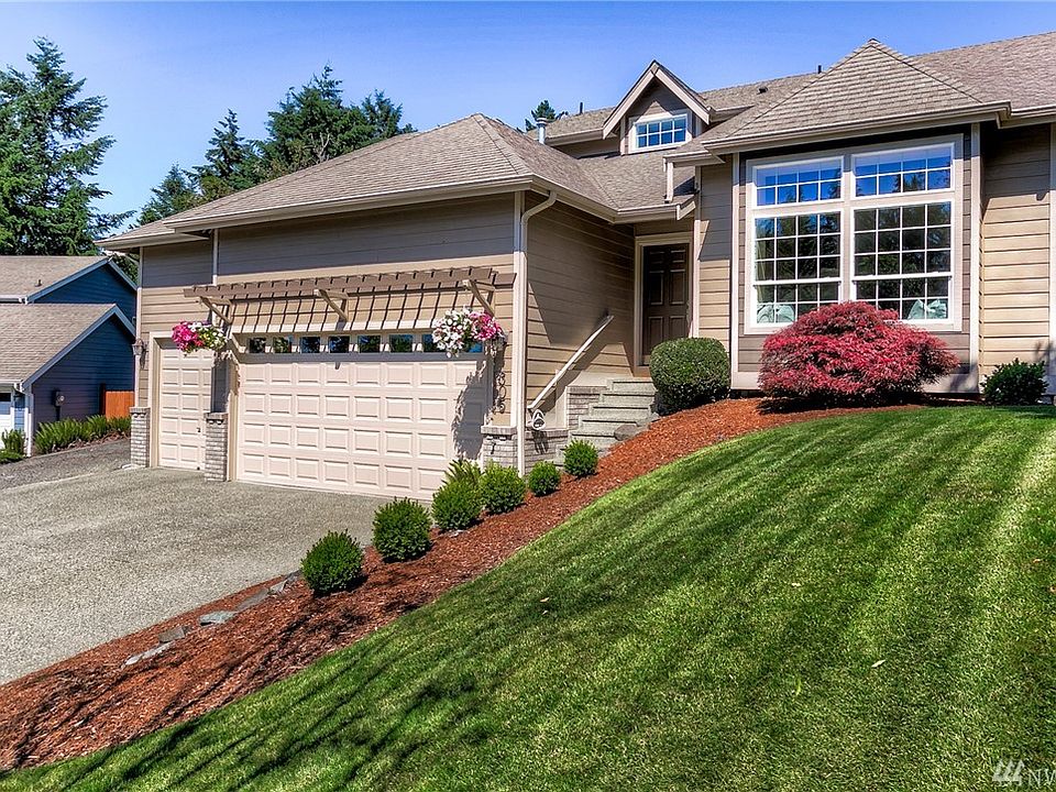 1st image of 305 35th Avenue Ct NW