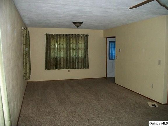 Home for Sale in Quincy, IL $102,900