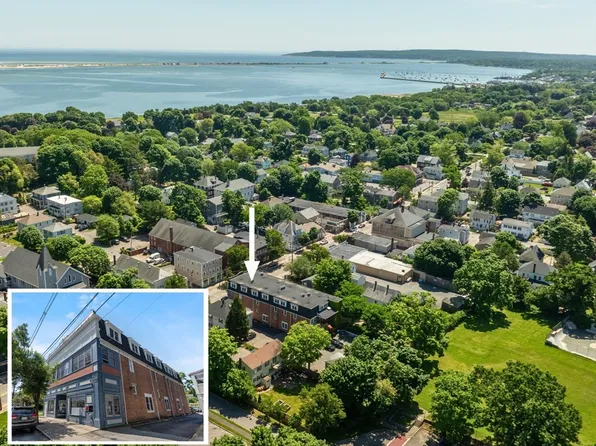 310 Court St APT 1, Plymouth, MA 02360