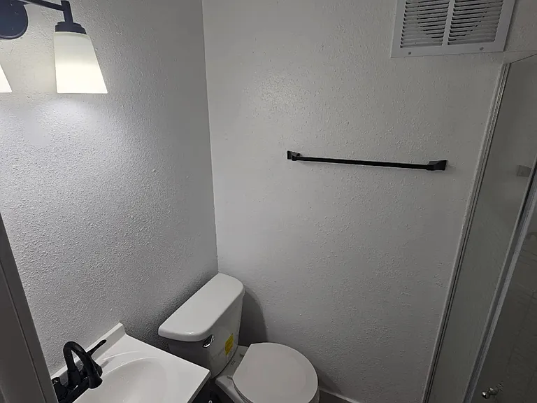 111 W State St #8 — Photo 3