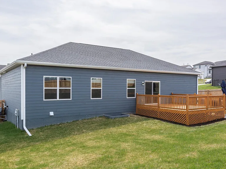 6420 Kyla Dr — Photo 13