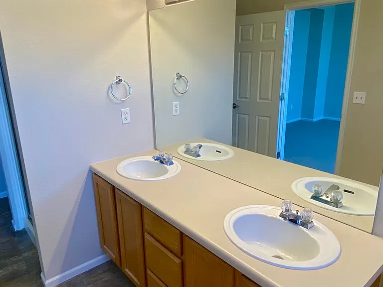 2855 Rock Creek Cir #259 — Photo 19