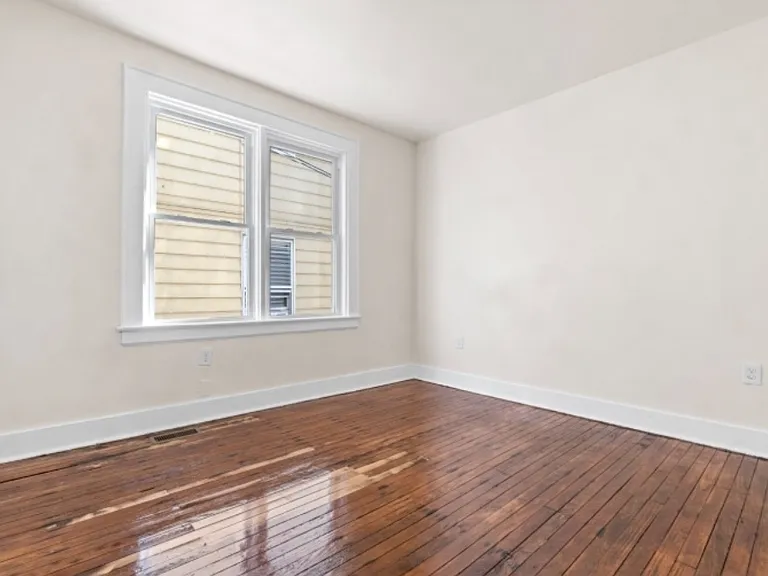 24 Irving Ave #1 — Photo 7