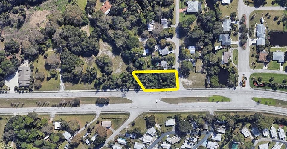 2nd image of 2270 Flamingo Dr