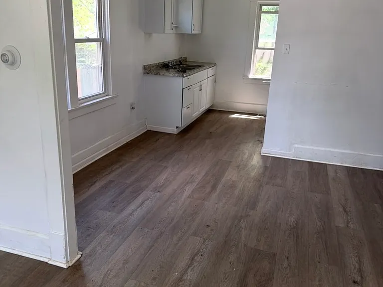 915 Pasadena Ave — Photo 6