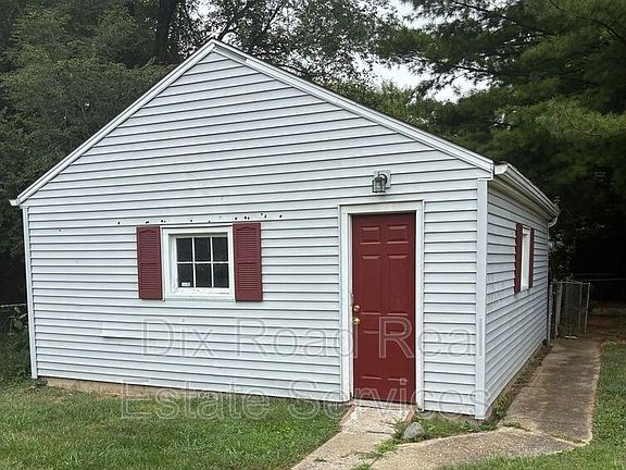 4th image of 3827 Carroll Ave
