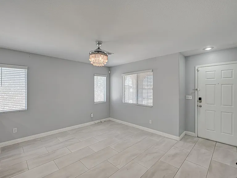 6457 Abbey Door Ct — Photo 3